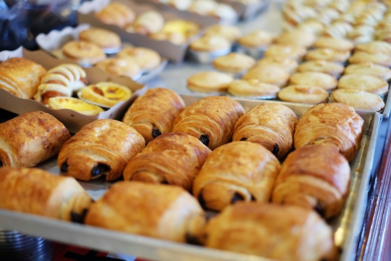 Saccottini al cioccolato in teglia, appena sfornati